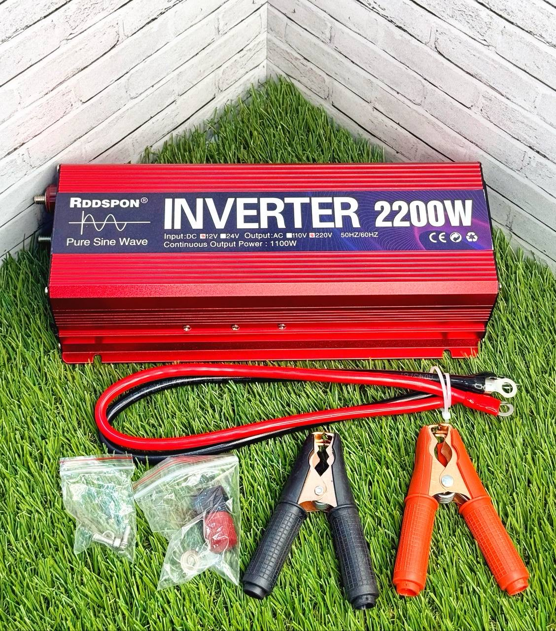Инвертер Red 12v-220v (2200W)