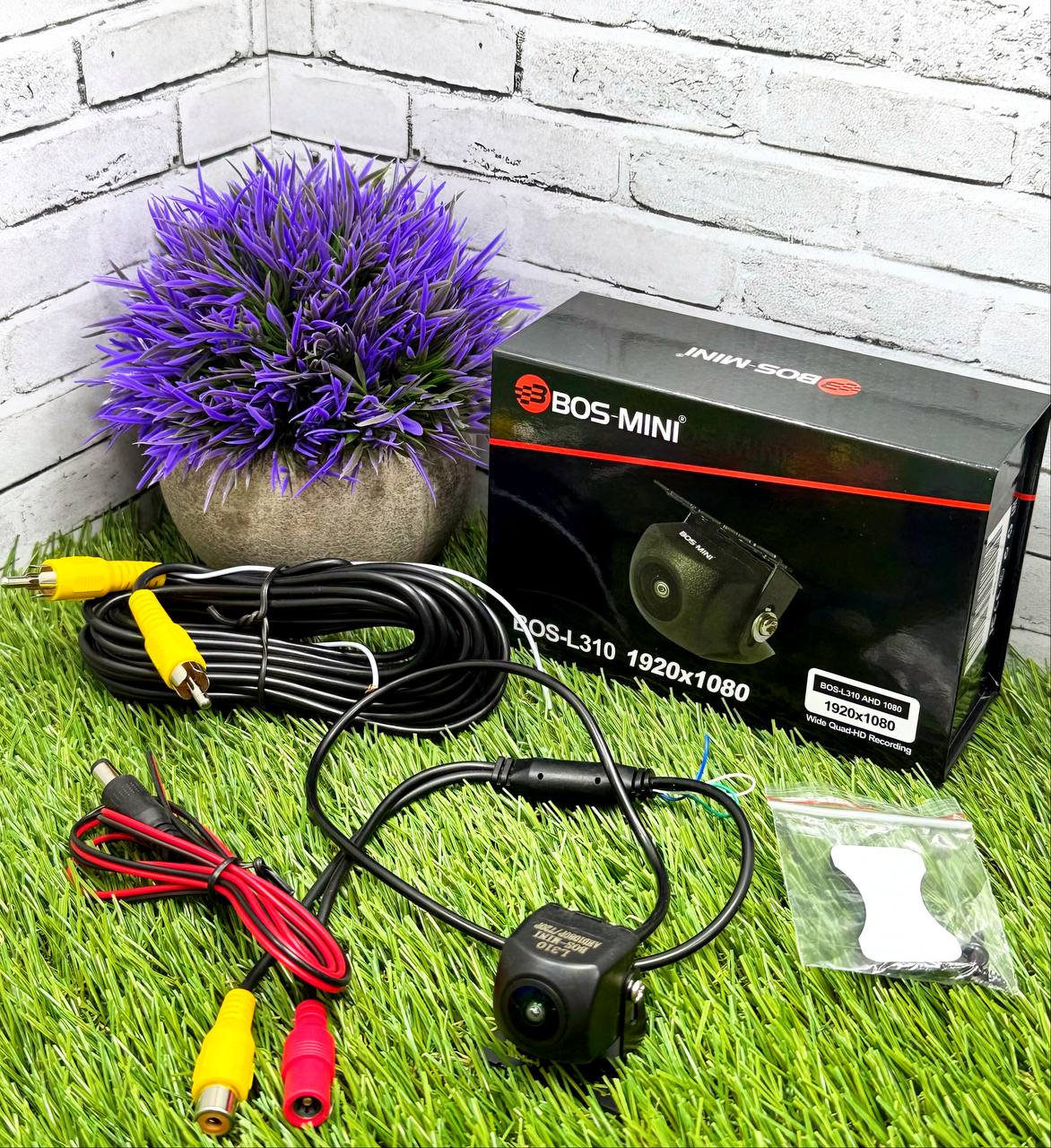 Камера заднего вида Bos-L310