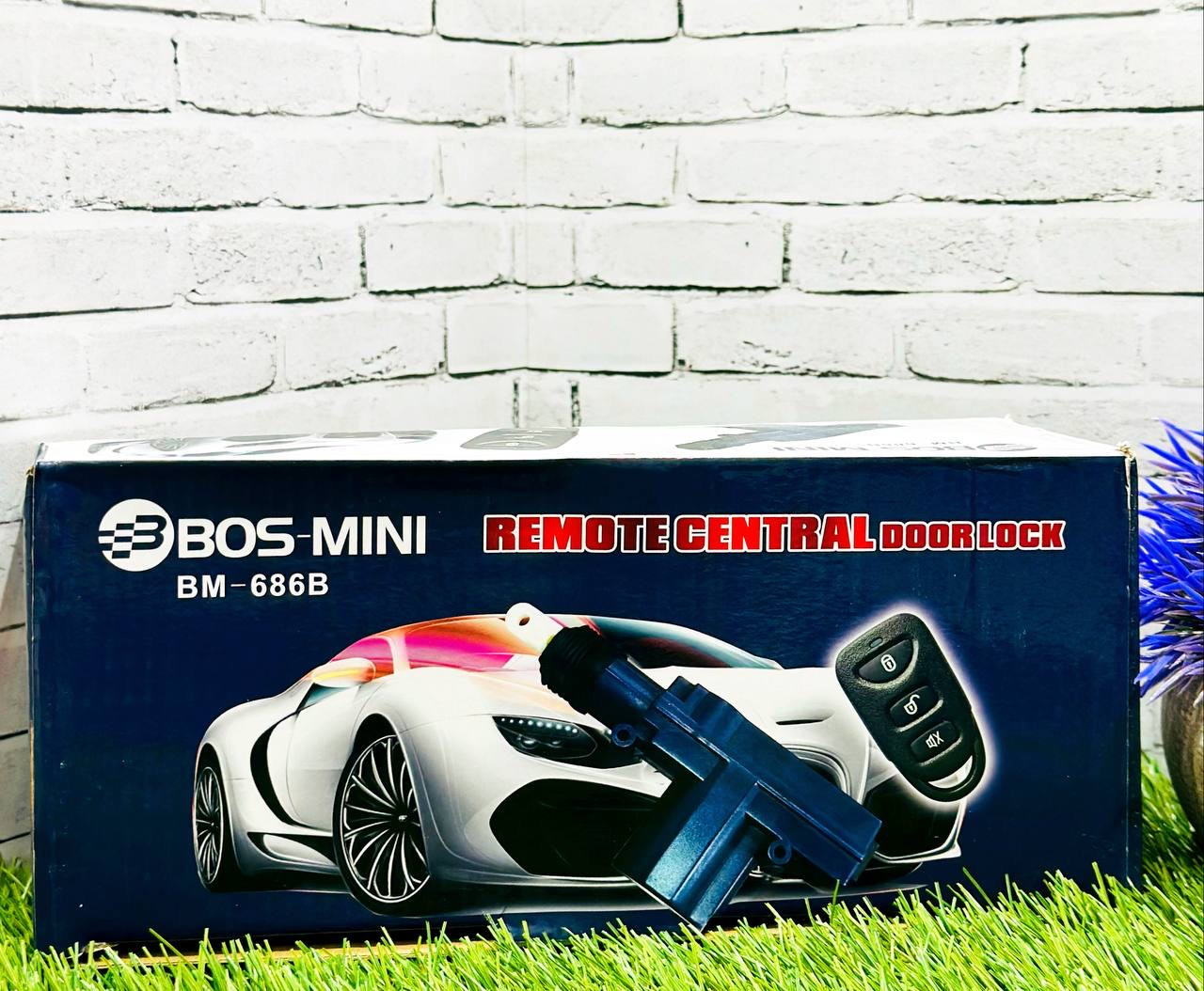 Центральный замок с двумя пультами 686B